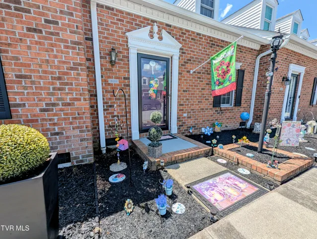 $229,999 | 521 Hickory Road, Unit 521, Bristol, TN 37620