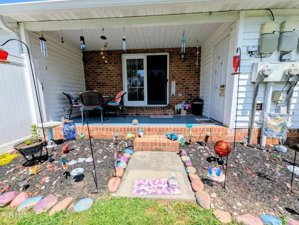 $225,000 | 521 Hickory Road, Unit 521, Bristol, TN 37620