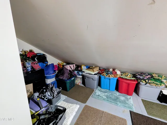 $229,999 | 521 Hickory Road, Unit 521, Bristol, TN 37620