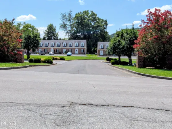 $225,000 | 521 Hickory Road, Unit 521, Bristol, TN 37620