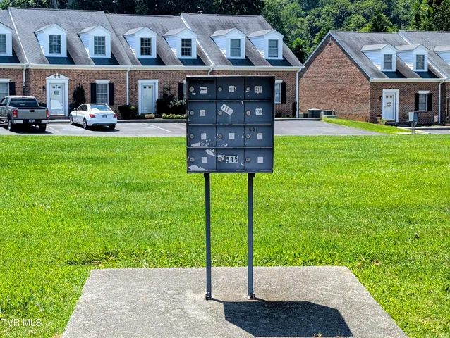 $229,999 | 521 Hickory Road, Unit 521, Bristol, TN 37620
