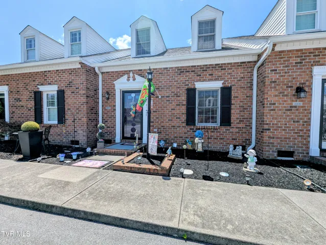 $229,999 | 521 Hickory Road, Unit 521, Bristol, TN 37620
