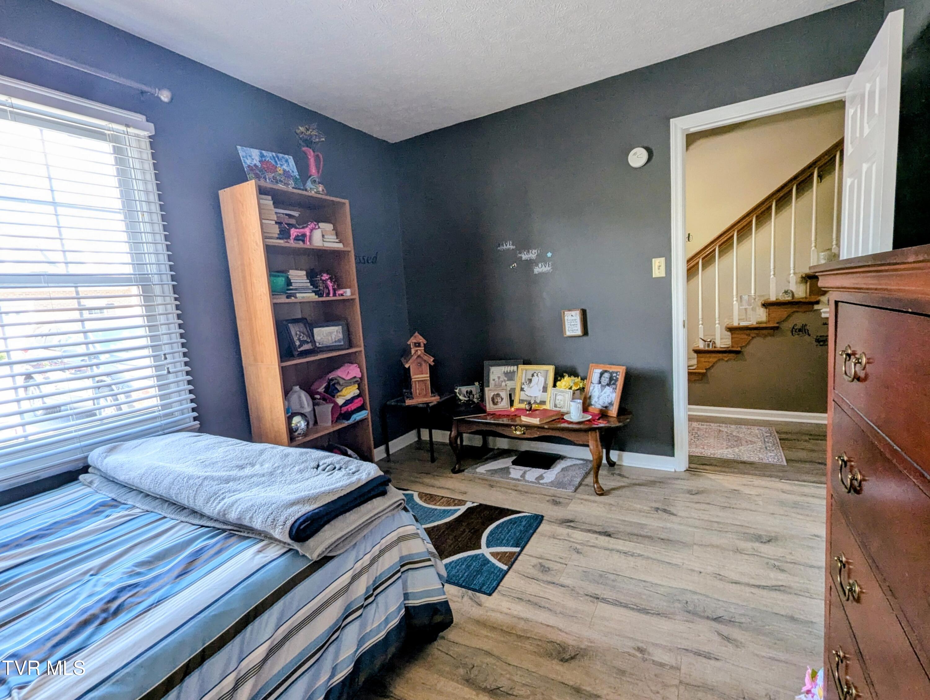 521 Hickory Road, Unit 521 Bristol, TN 37620 - Photo 6 of 53 Bedroom1,