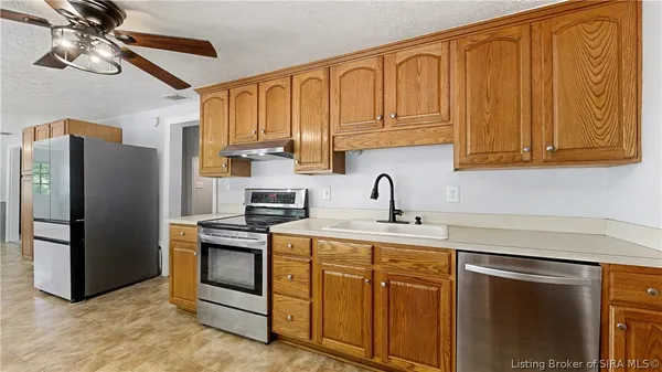 $549,900 | 6742 7 Mile Lane, Elizabeth, IN 47117