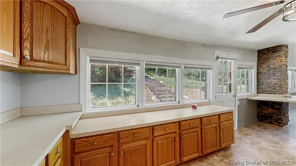 $549,900 | 6742 7 Mile Lane, Elizabeth, IN 47117