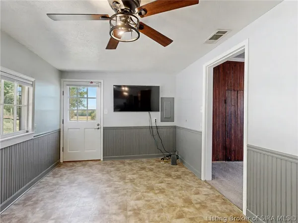 $549,900 | 6742 7 Mile Lane, Elizabeth, IN 47117