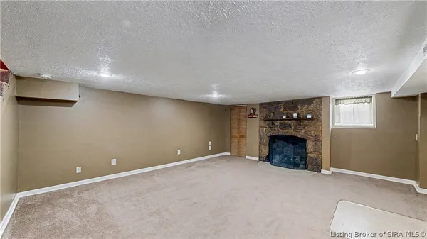 $549,900 | 6742 7 Mile Lane, Elizabeth, IN 47117