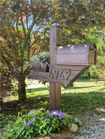 $549,900 | 6742 7 Mile Lane, Elizabeth, IN 47117