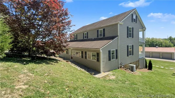 $549,900 | 6742 7 Mile Lane, Elizabeth, IN 47117