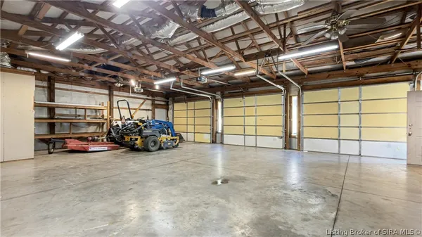 $549,900 | 6742 7 Mile Lane, Elizabeth, IN 47117