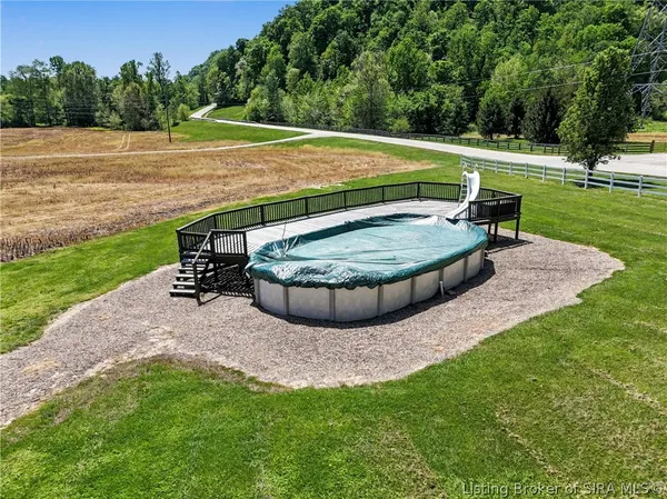 $549,900 | 6742 7 Mile Lane, Elizabeth, IN 47117
