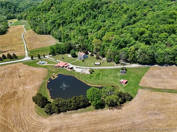 $549,900 | 6742 7 Mile Lane, Elizabeth, IN 47117