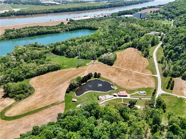 $549,900 | 6742 7 Mile Lane, Elizabeth, IN 47117