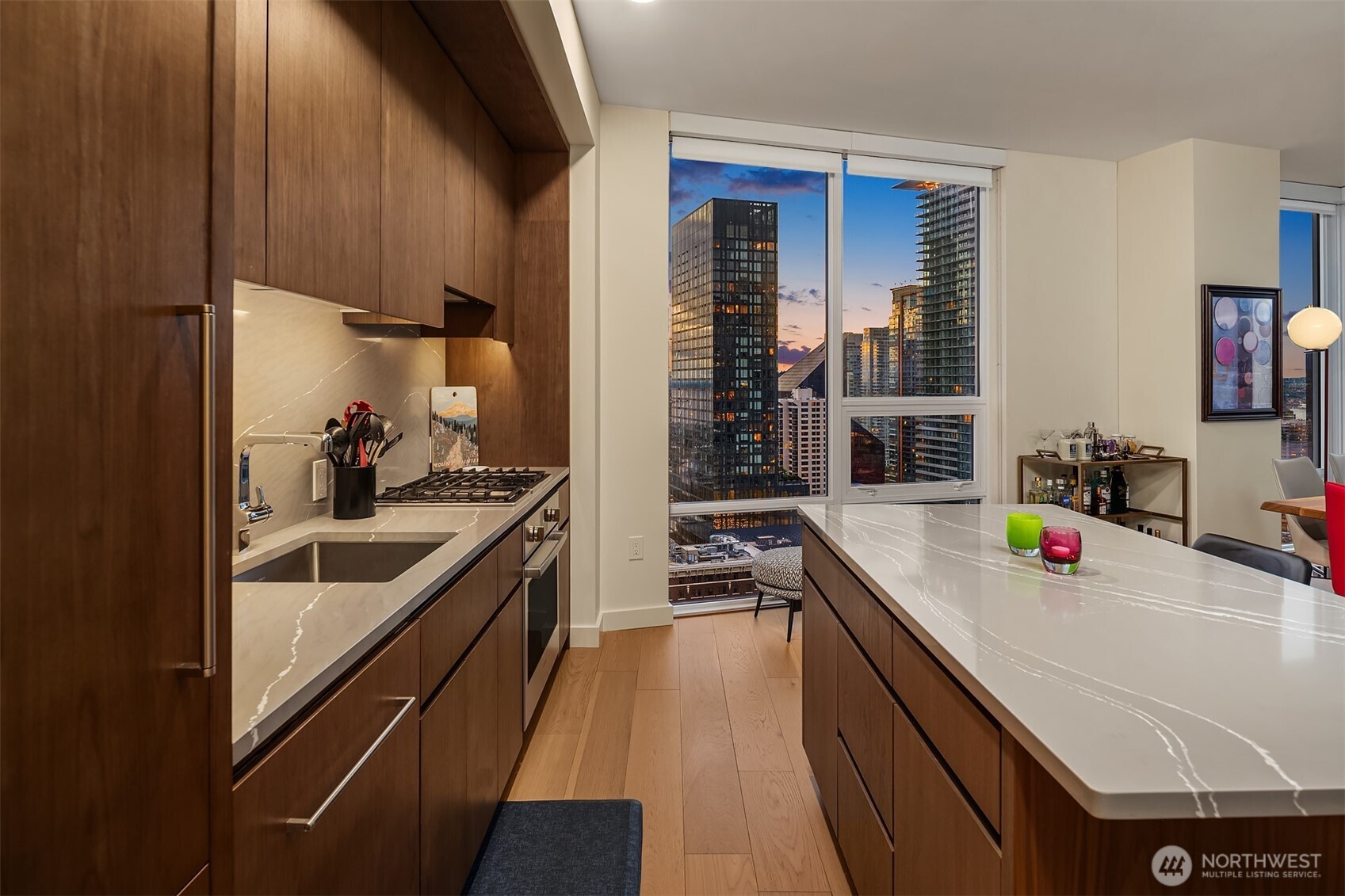 121 Stewart Street, Unit 2501 Seattle, WA 98101 - Photo 6 of 40