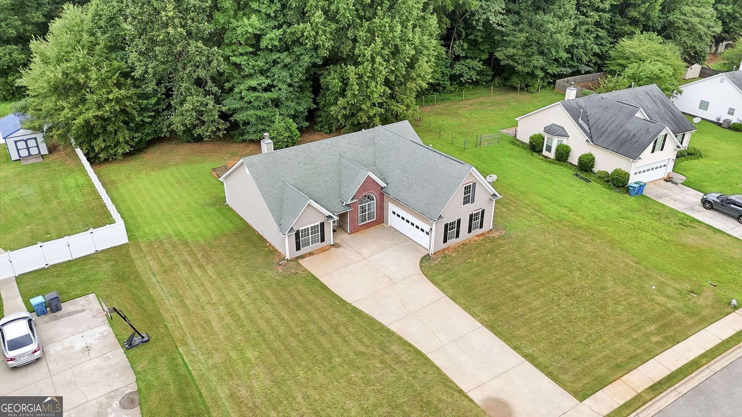 260 Sandstone Drive Hampton, GA 30228 - Photo 3 of 35