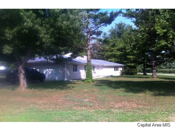 972 Gabriel Road Springfield, IL 62712 - Photo 1 of 12
