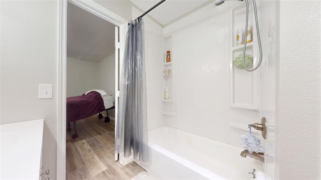 8001 Rothington Road, Unit 11 Dallas, TX 75227 - Photo 12 of 24 Gallery Image 12