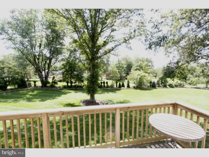 1163 Valley Road Hockessin, DE 19707 - Photo 17 of 25 Deck
