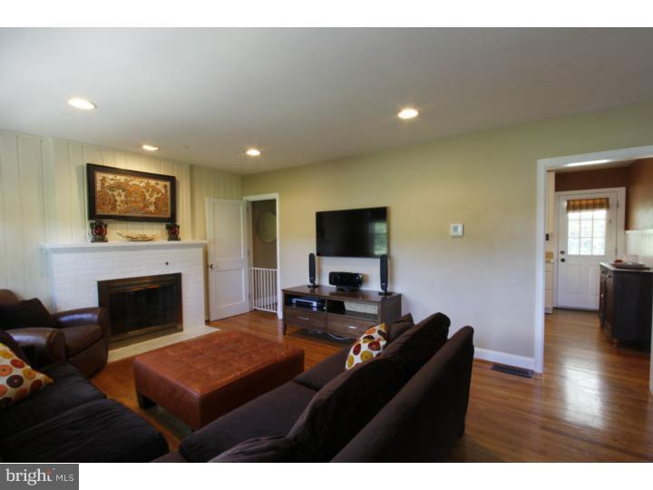 1163 Valley Road Hockessin, DE 19707 - Photo 5 of 25 Great Room