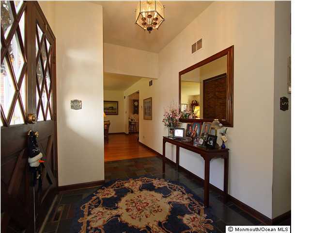 16 Highpoint Road Holmdel, NJ 07733 - Photo 2 of 3 Additional Photo