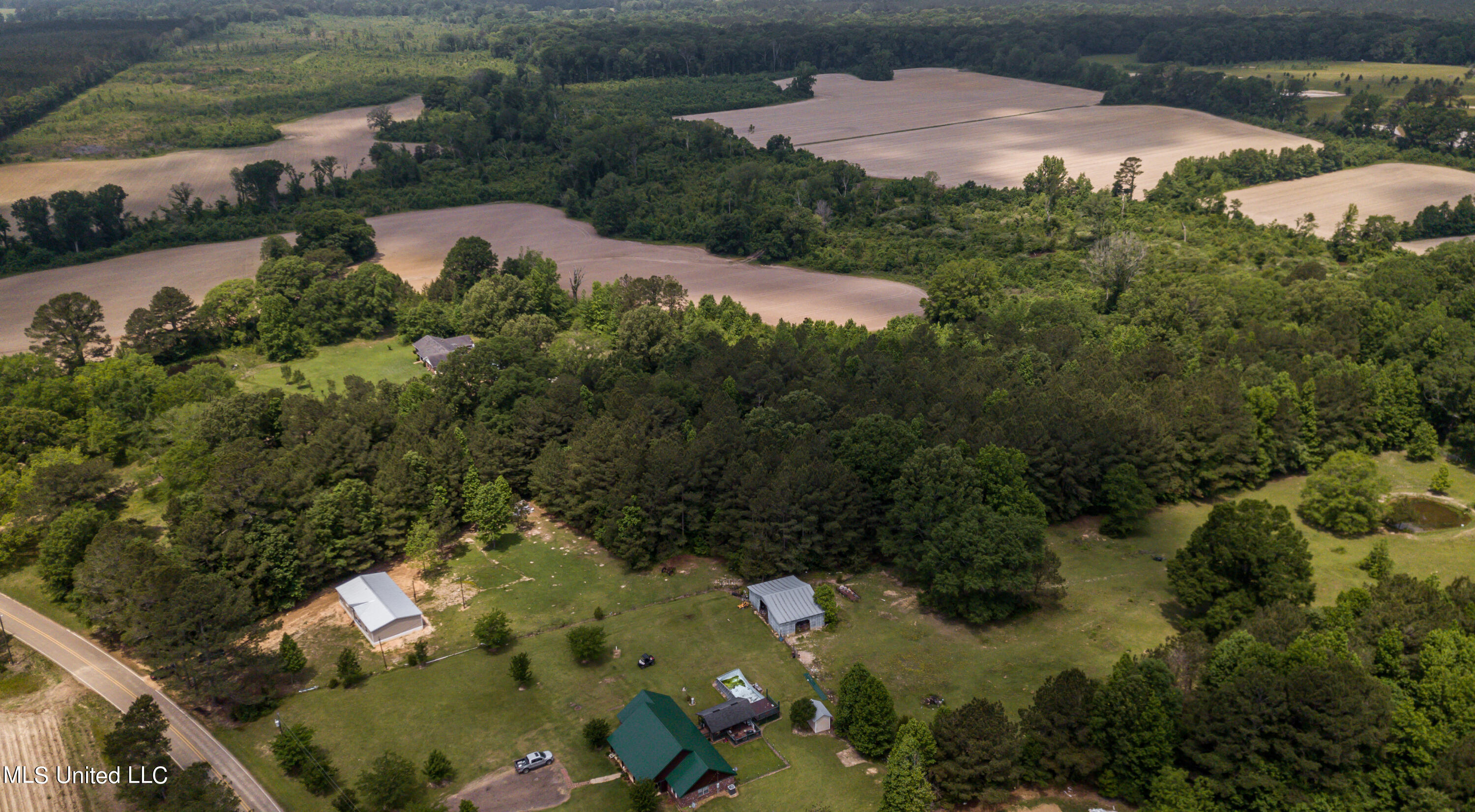 Leesburg Rd Road Pelahatchie, MS 39145 - Photo 20 of 24 2005 Leesburg Rd Drone-24
