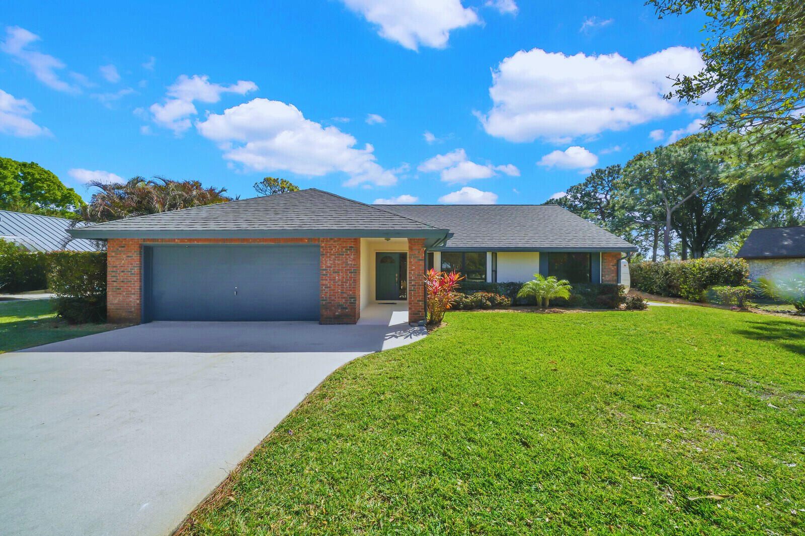 18808 Falcon Way Jupiter, FL 33458 - Photo 12 of 75 eb523726-f20d-4918-8073-2d97a6b1db30