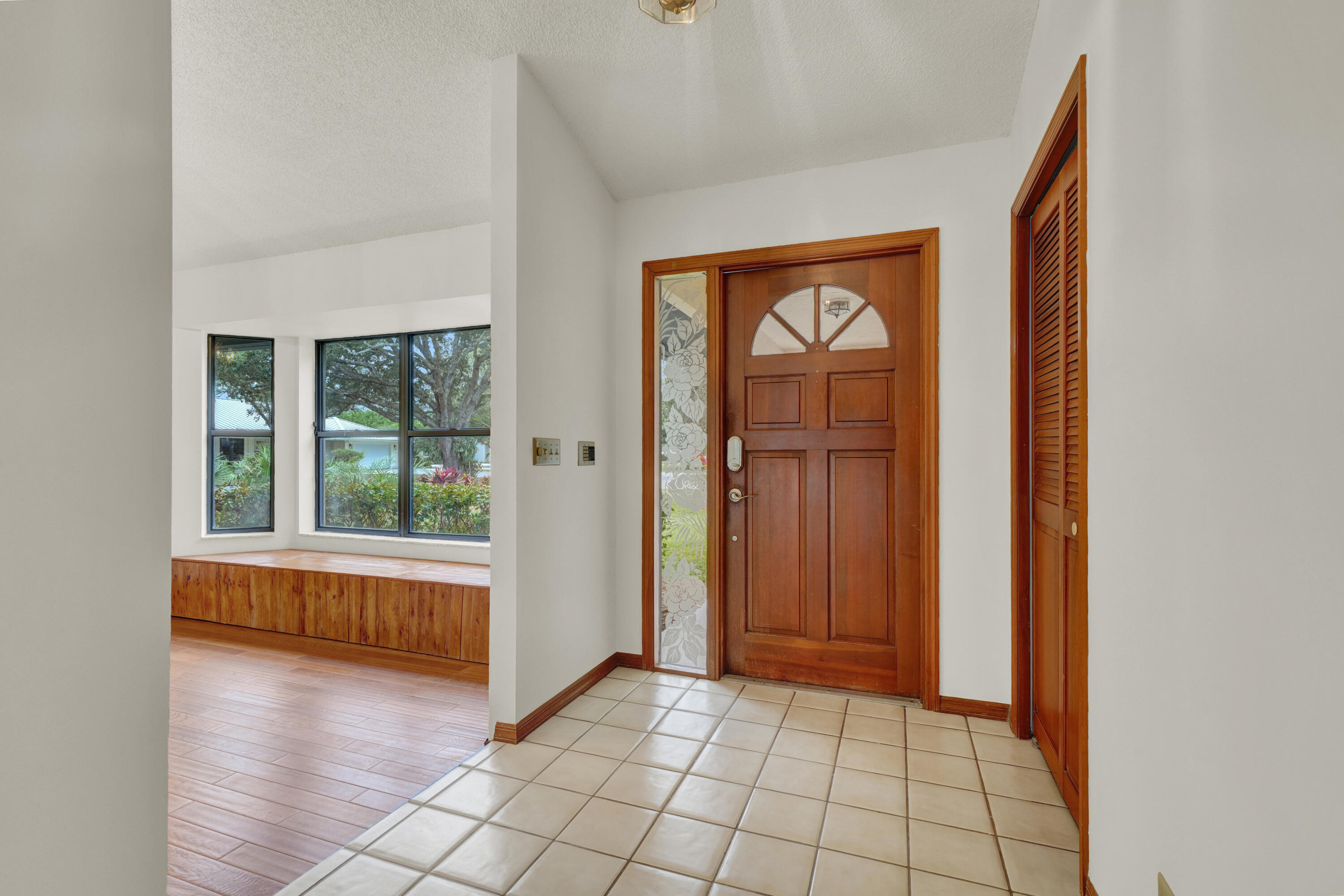 18808 Falcon Way Jupiter, FL 33458 - Photo 14 of 75 01_Image_1
