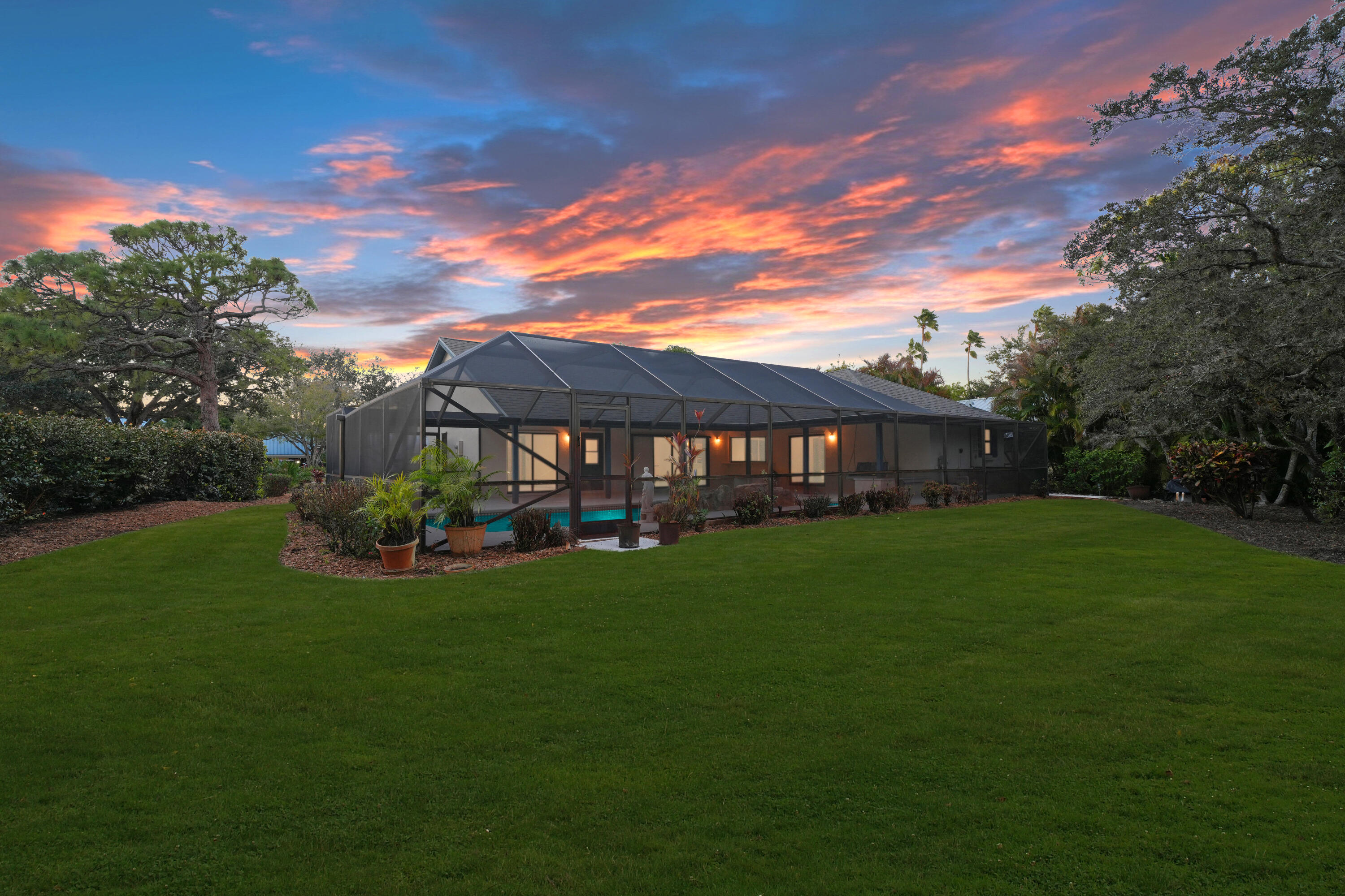 18808 Falcon Way Jupiter, FL 33458 - Photo 54 of 75 41_Twilight_10