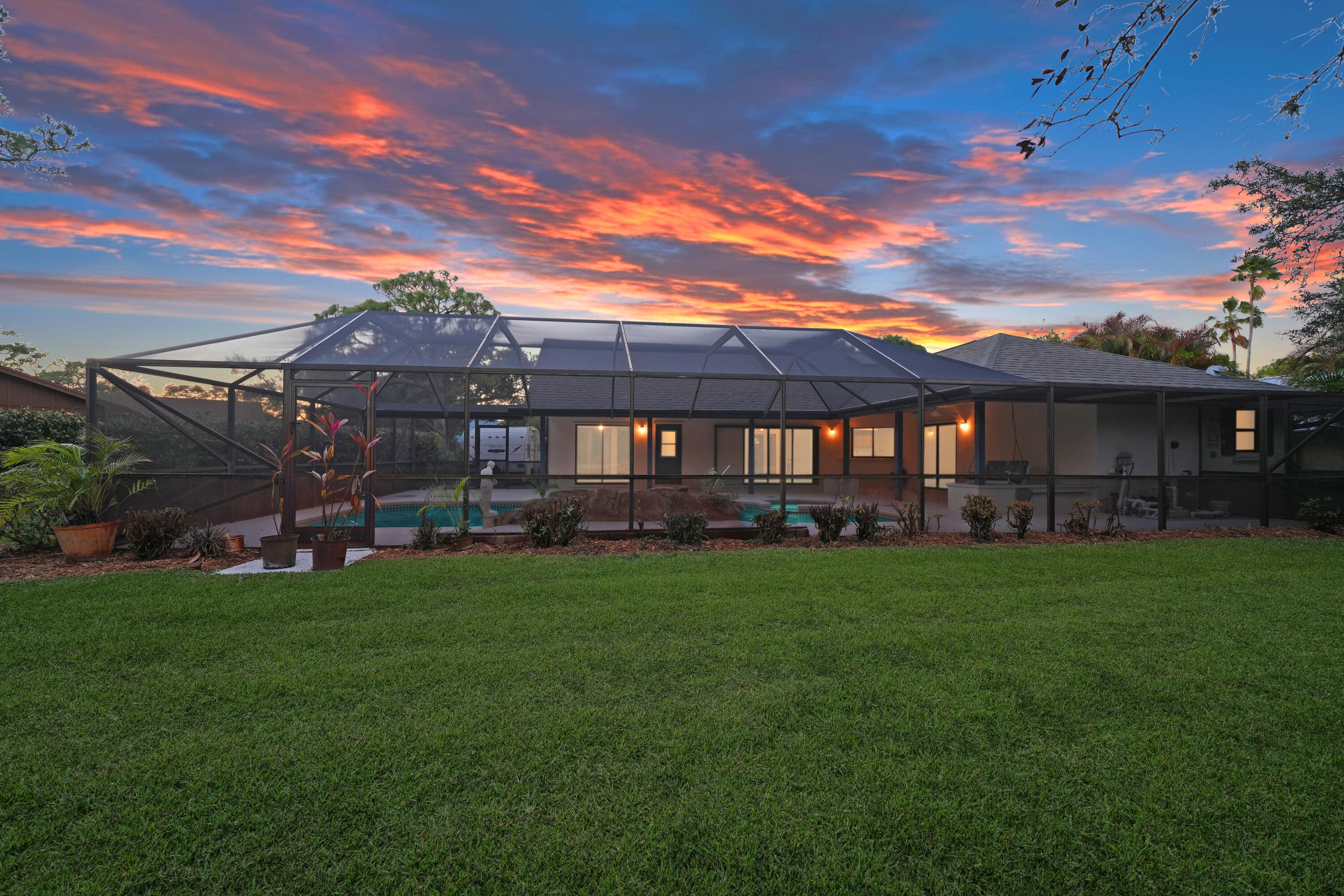 18808 Falcon Way Jupiter, FL 33458 - Photo 55 of 75 42_Twilight_11