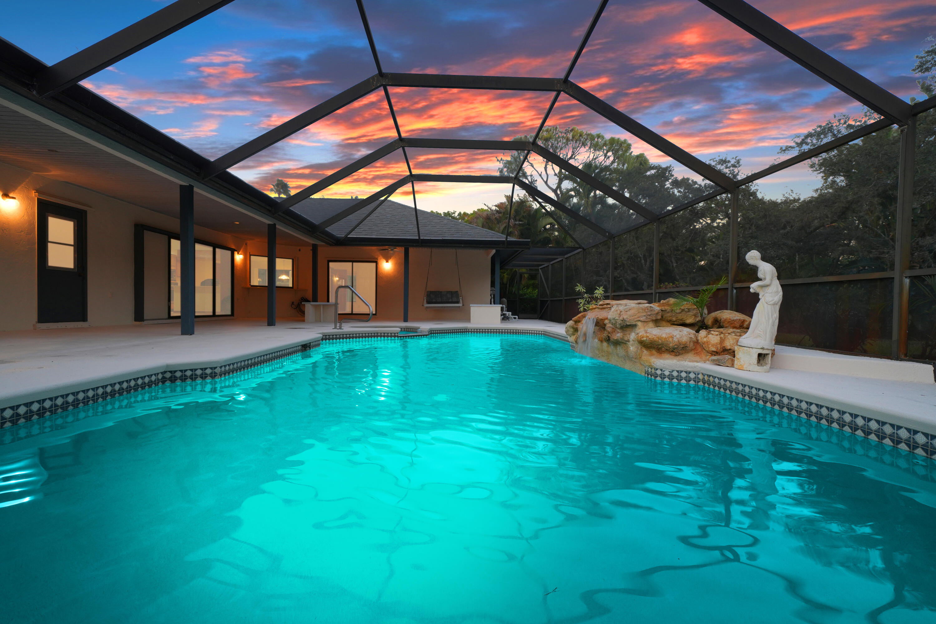 18808 Falcon Way Jupiter, FL 33458 - Photo 6 of 75 39_Twilight_8