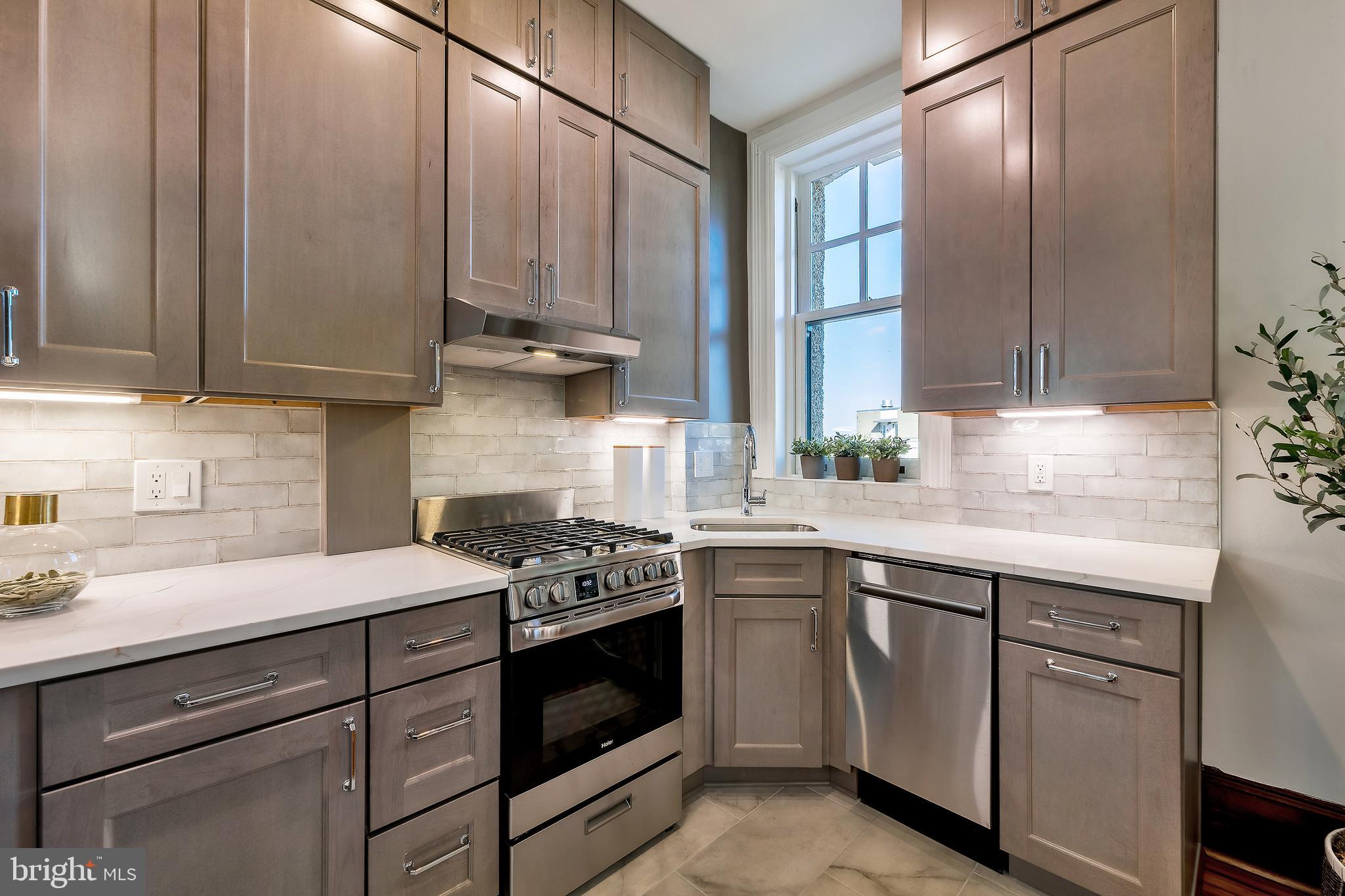 2853 Ontario Road Northwest, Unit 309 Washington, DC 20009 - Photo 11 of 44 .
