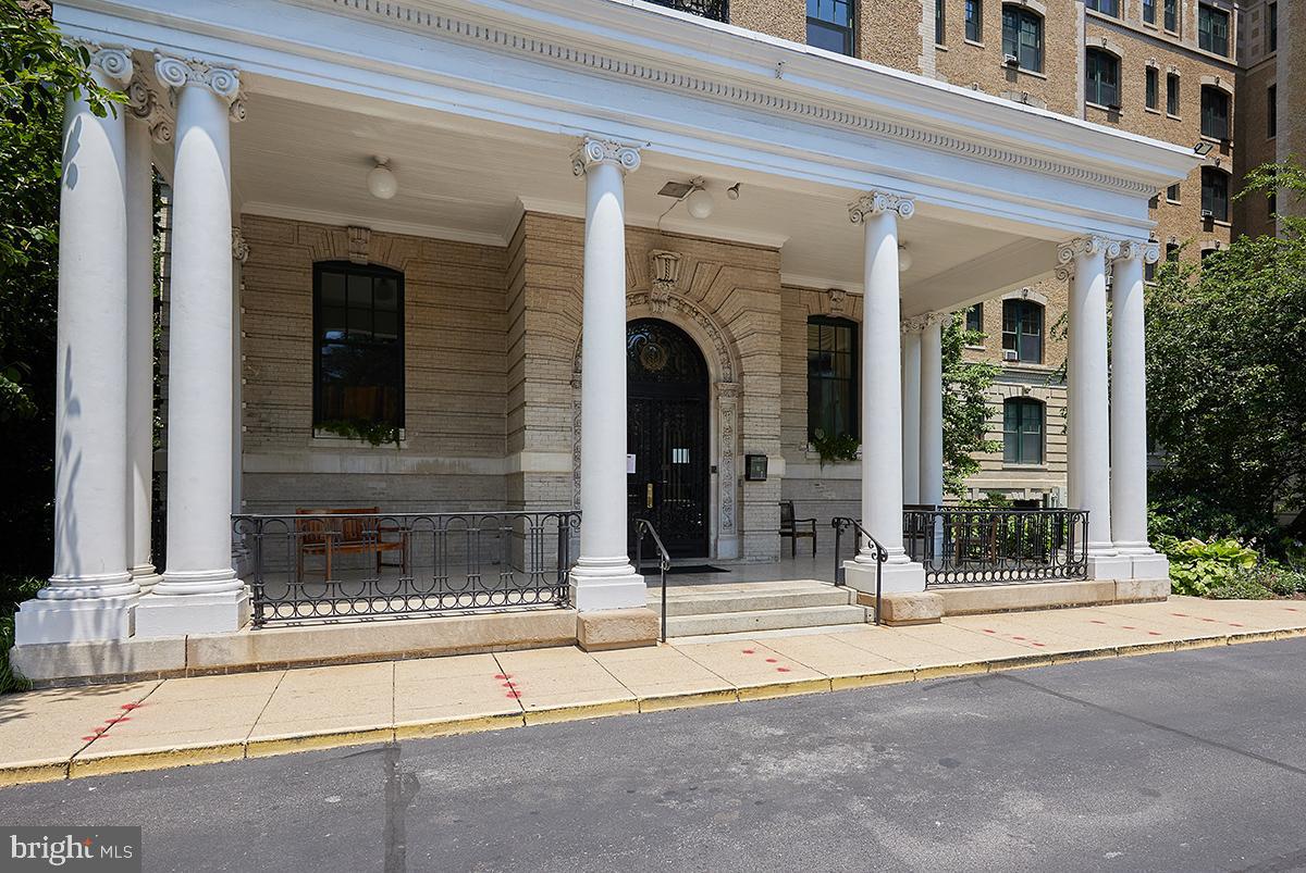 2853 Ontario Road Northwest, Unit 309 Washington, DC 20009 - Photo 3 of 44 .