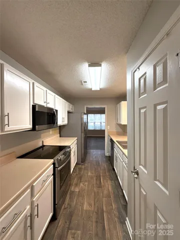 $1,800 | 6018 Patric Alan Court, Charlotte, NC 28216