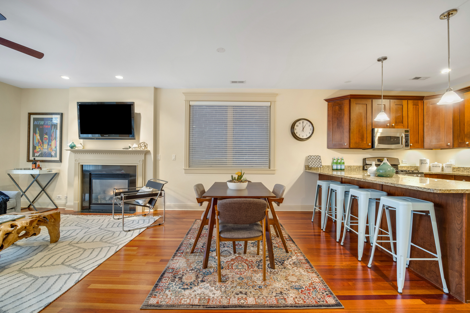 1018 South May Street, Unit 2S Chicago, IL 60607 - Photo 2 of 23