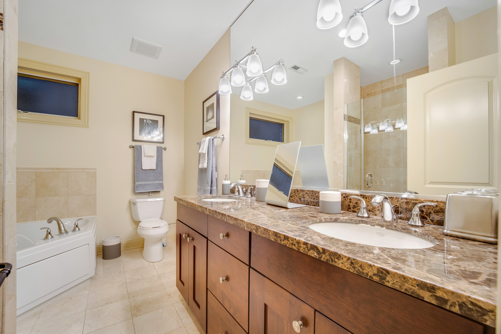 1018 South May Street, Unit 2S Chicago, IL 60607 - Photo 18 of 23