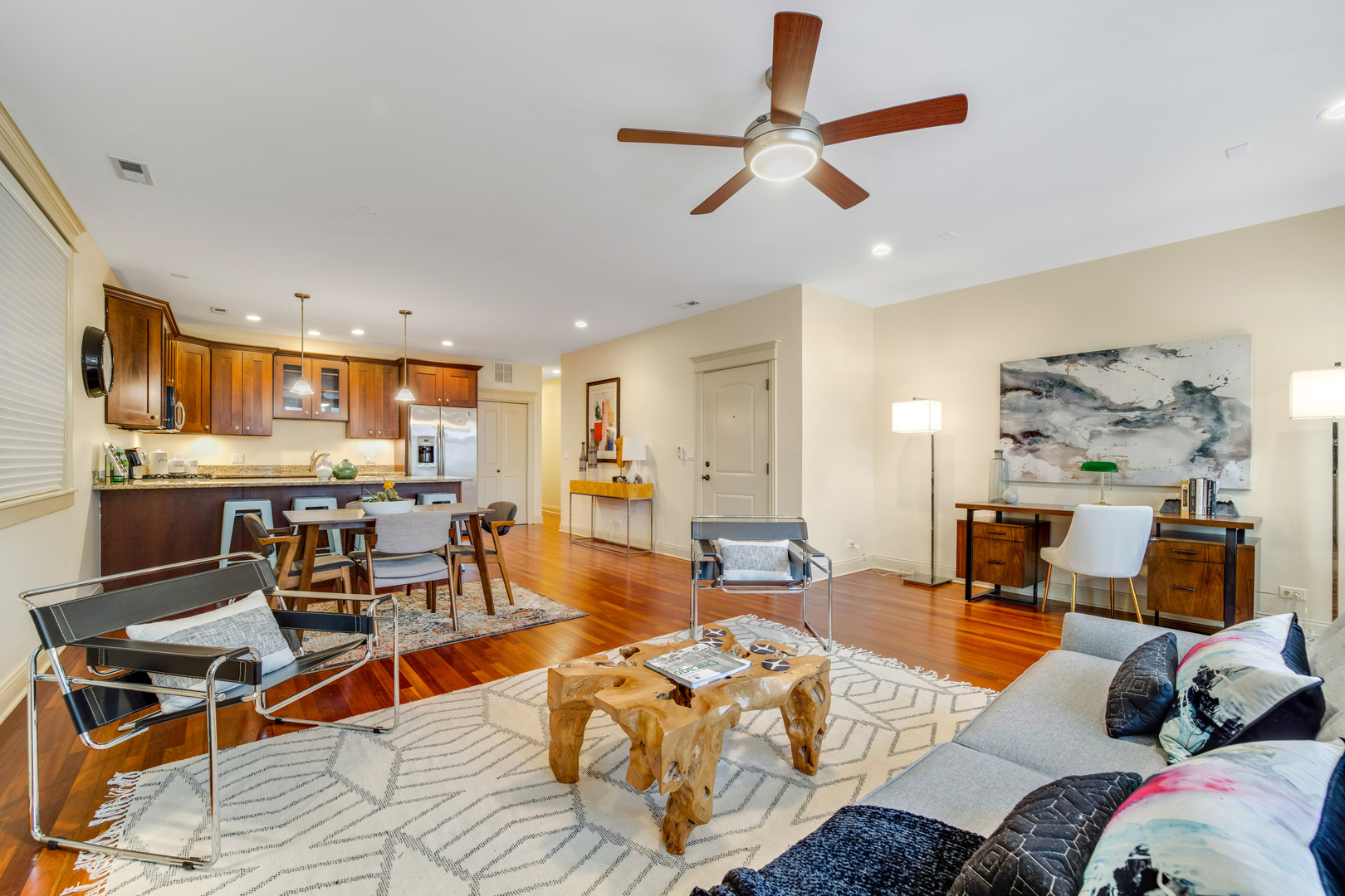 1018 South May Street, Unit 2S Chicago, IL 60607 - Photo 9 of 23