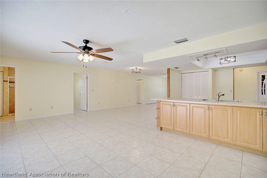 8424 Castile Road Sebring, FL 33876 - Photo 8 of 36 Gallery Image 8