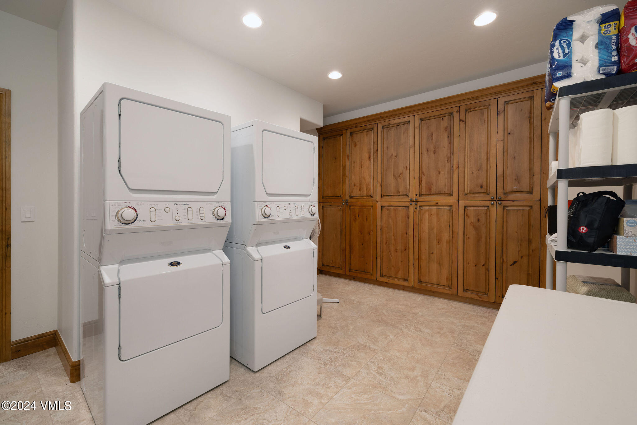 264 Arrowhead Drive Edwards, CO 81632 - Photo 23 of 31 264_arrowhead_dr_e_inteior_laundry