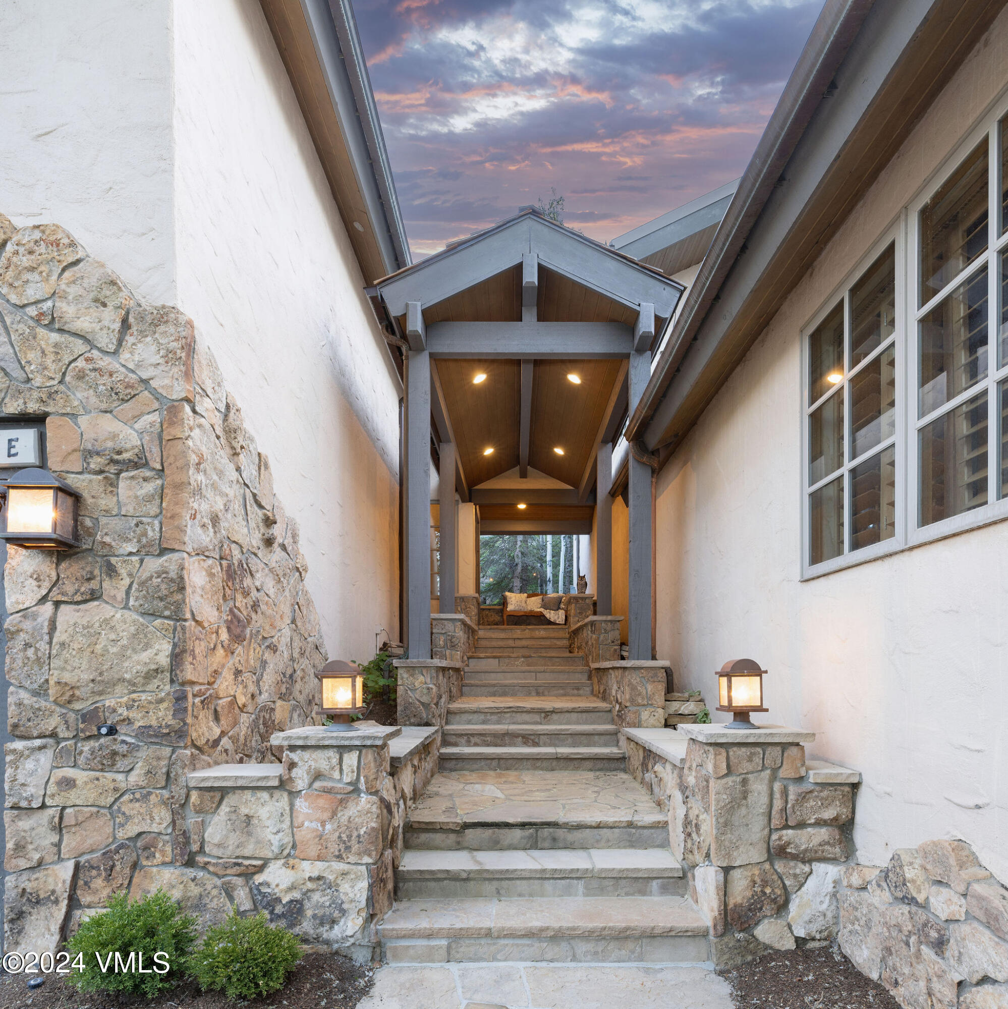 264 Arrowhead Drive Edwards, CO 81632 - Photo 26 of 31 264_arrowhead_dr_east_exterior_entry