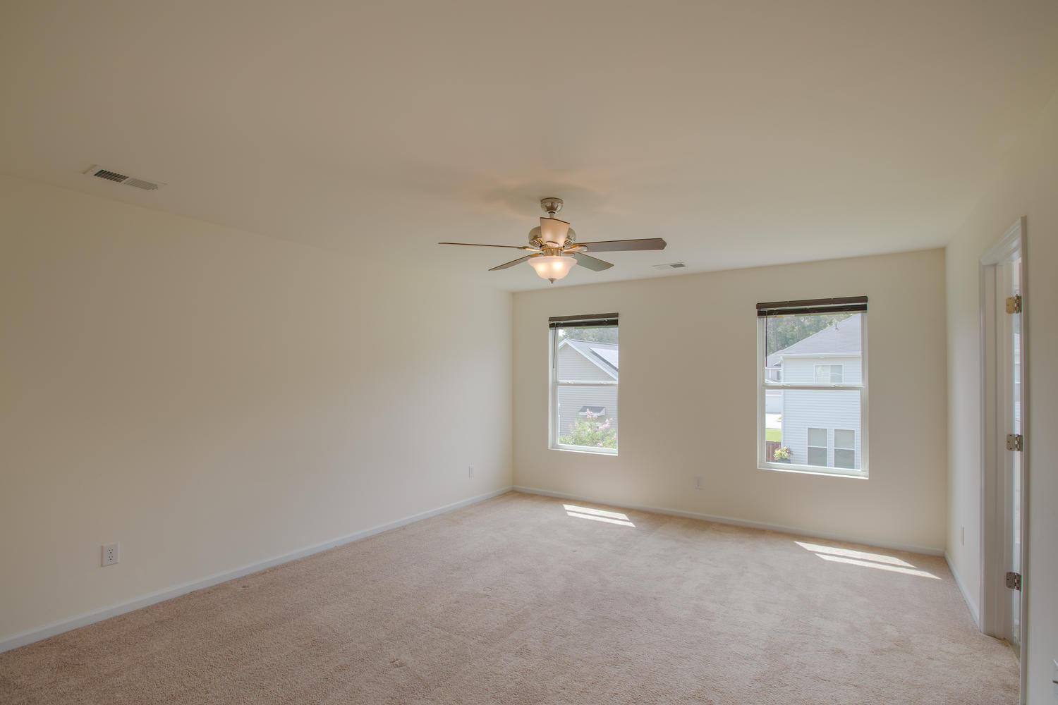 3585 Locklear Lane Mount Pleasant, SC 29466 - Photo 13 of 26 3585 Locklear Ln Mount-large-019-24-Lock