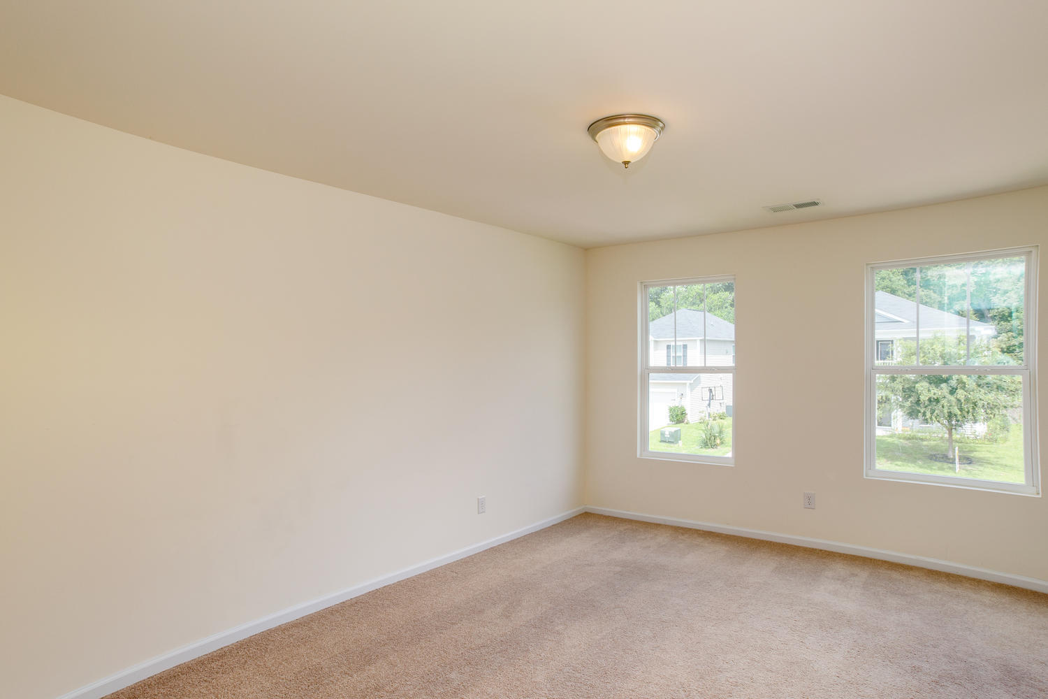 3585 Locklear Lane Mount Pleasant, SC 29466 - Photo 14 of 26 3585 Locklear Ln Mount-large-023-31-Lock