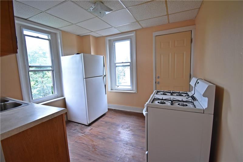 1012 Chartiers Avenue McKees Rocks, PA 15136 - Photo 10 of 10