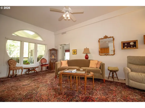 $489,000 | 602 Glenbrook Circle, Florence, OR 97439