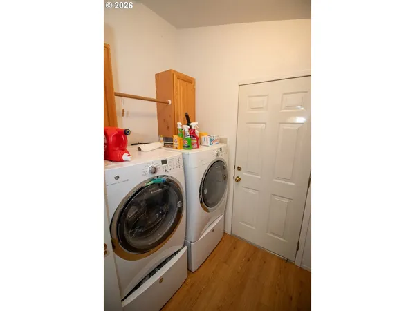 $489,000 | 602 Glenbrook Circle, Florence, OR 97439