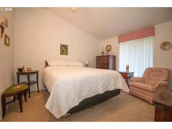 $489,000 | 602 Glenbrook Circle, Florence, OR 97439