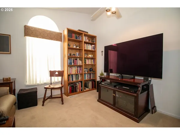 $489,000 | 602 Glenbrook Circle, Florence, OR 97439