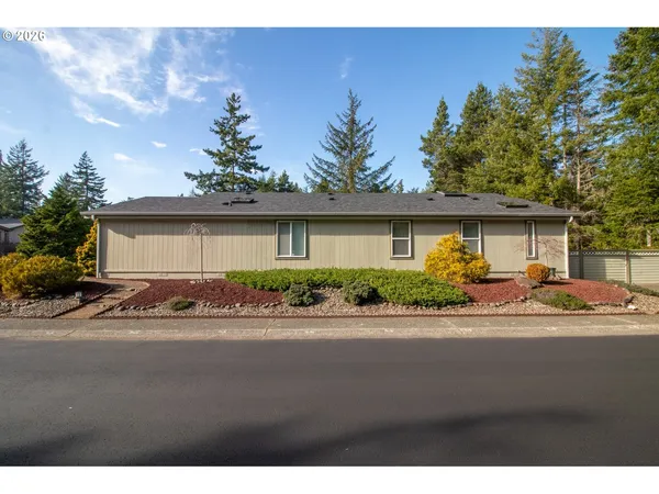 $489,000 | 602 Glenbrook Circle, Florence, OR 97439