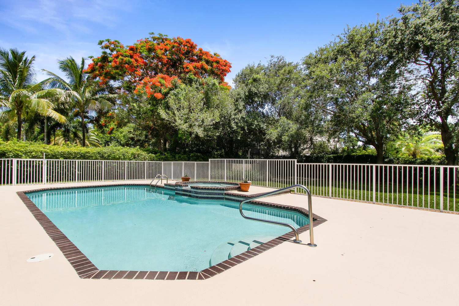6282 Wood Lake Road Jupiter, FL 33458 - Photo 23 of 25 6282 Wood Lake Rd
