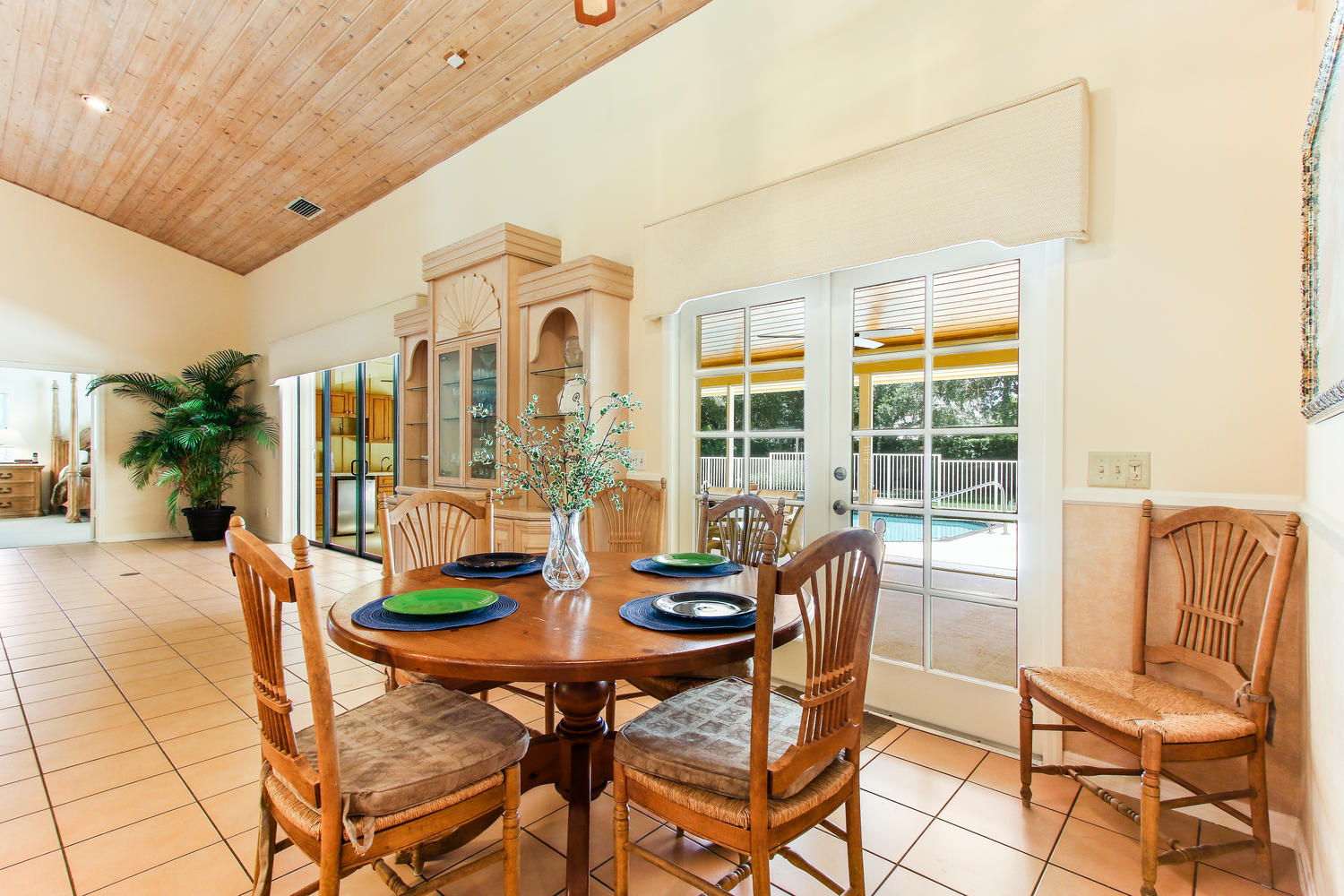 6282 Wood Lake Road Jupiter, FL 33458 - Photo 4 of 25 6282 Wood Lake Rd