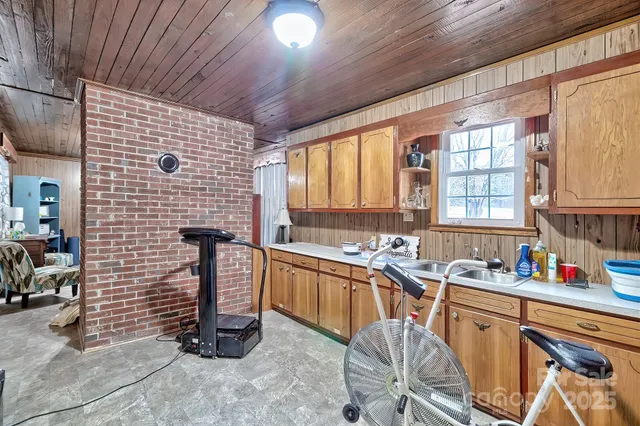 $389,000 | 644 Boyd Faile Road, Heath Springs, SC 29058